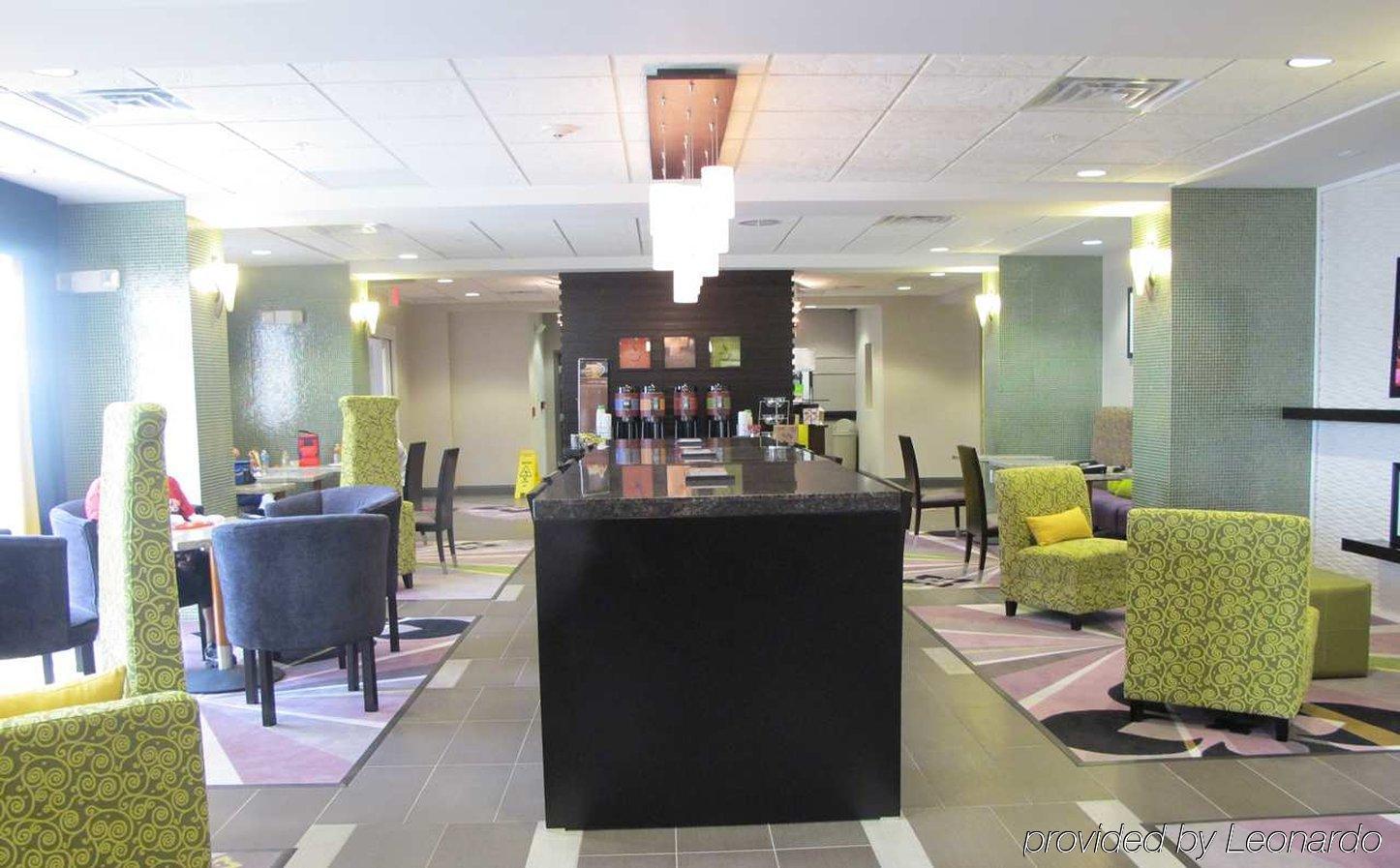แฮมป์ตัน อินน์ ลีส์วิลล์/ฟอร์ตโพล์ค Leesville ร้านอาหาร รูปภาพ